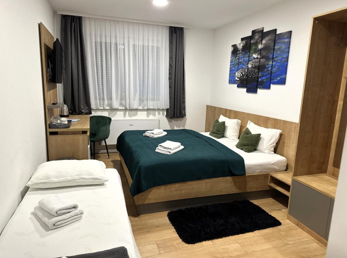 Rooms Славонський Брод Екстер'єр фото