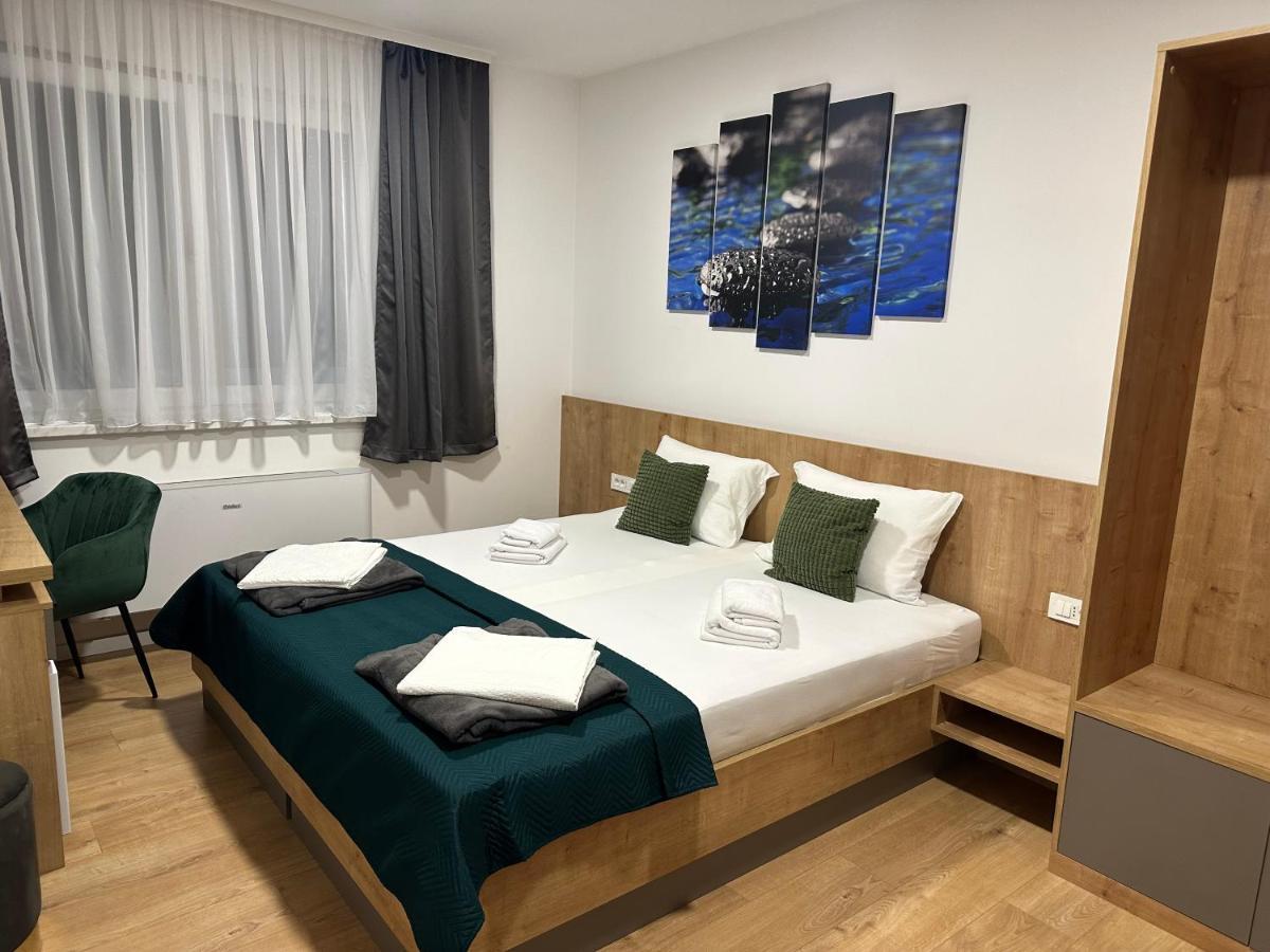 Rooms Славонський Брод Екстер'єр фото