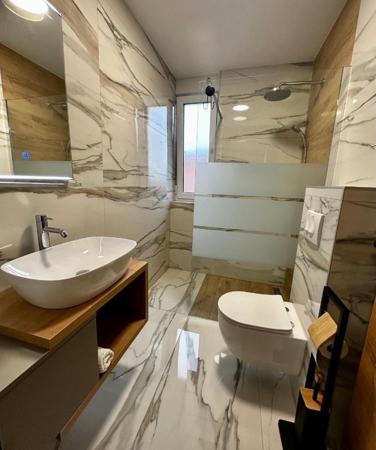 Rooms Славонський Брод Екстер'єр фото